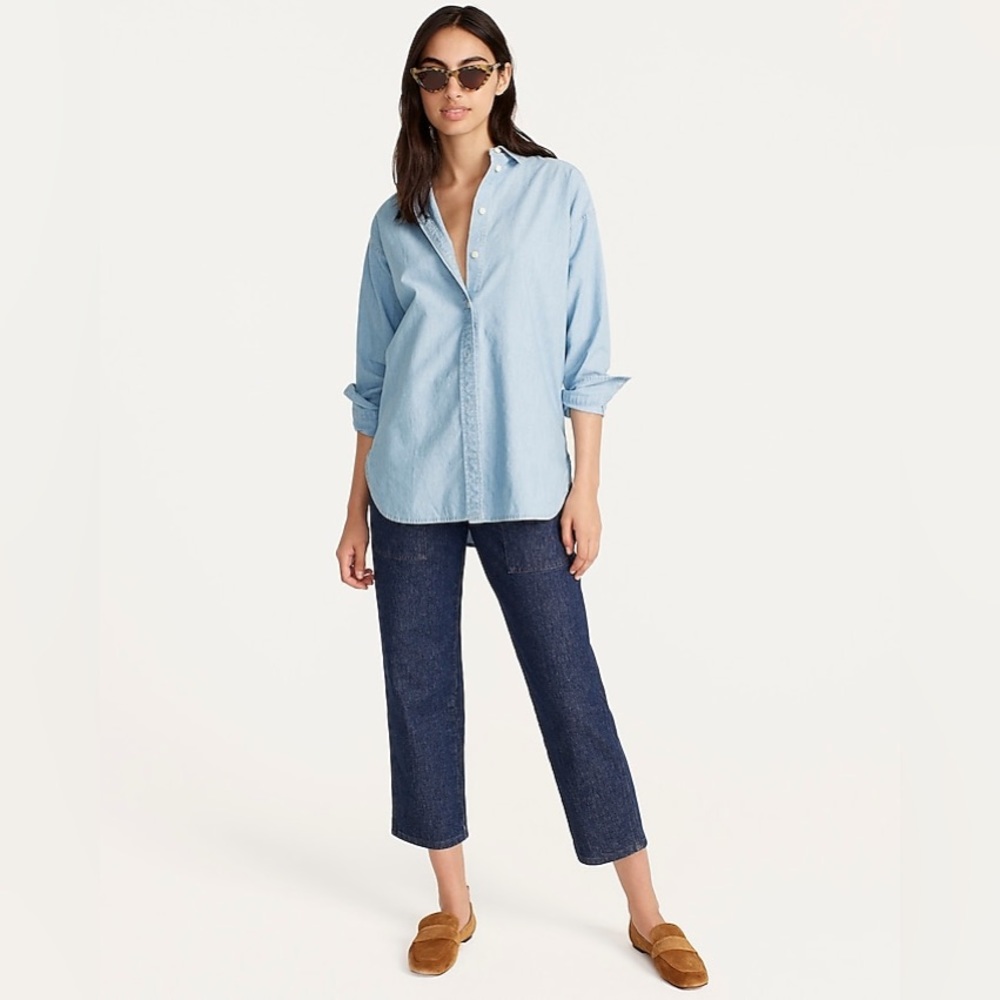 J. Crew NWT Relaxed-fit chambray shirt Size 4. Never worn.